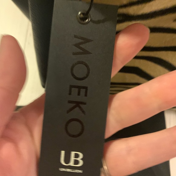 UN BILLION Large Zebra striped tote bag π€ - Picture 7 of 7